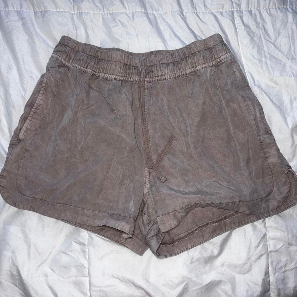 Garage Women's Brown and Grey Shorts